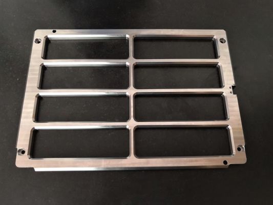 Metaal 4 de Vonk die van het Malendelen van Aixs CNC Anticorrosieve Componenten machinaal bewerken